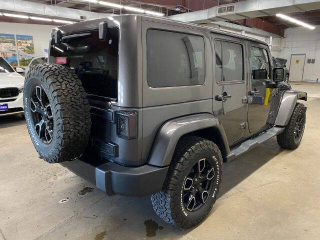 2017 Jeep Wrangler Unlimited Smoky Mountain