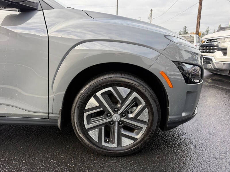 2023 Hyundai Kona Electric SE