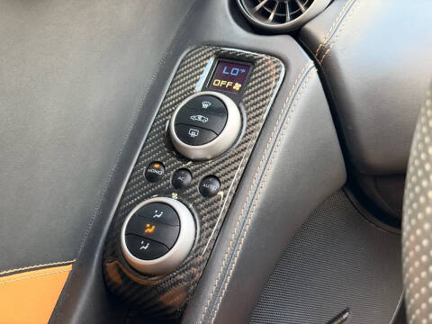 2013 McLaren MP4-12C Spider