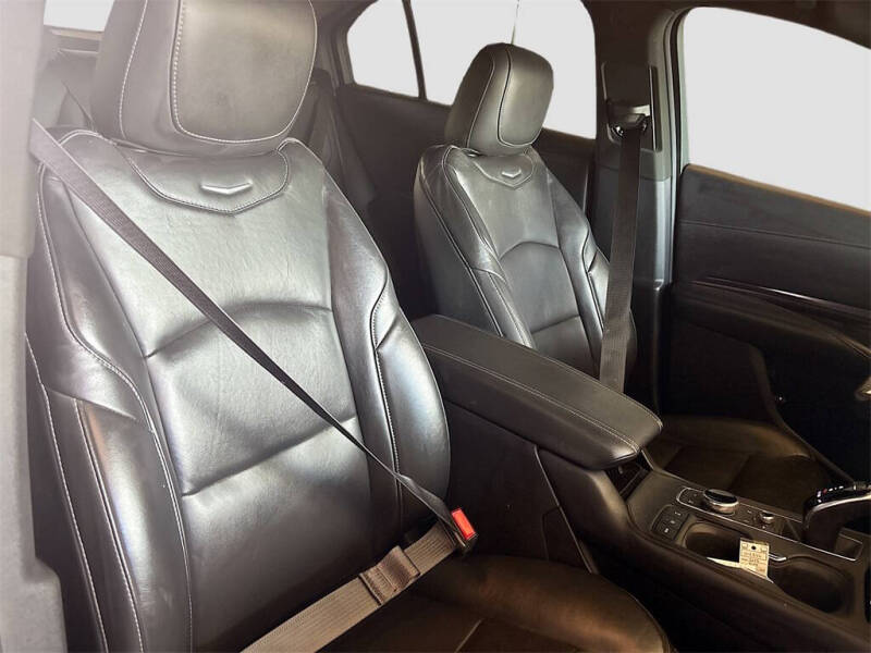 2022 Cadillac XT4 Luxury