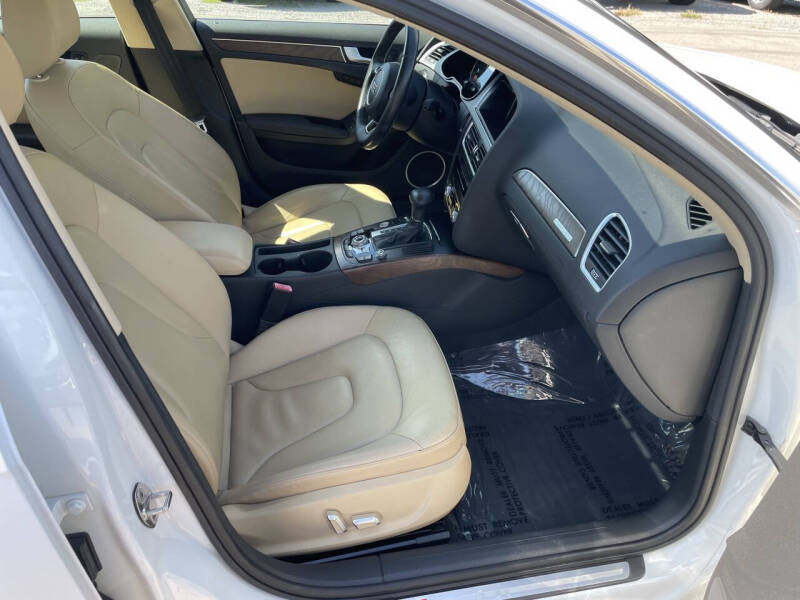 2015 Audi A4 2.0T quattro Premium Plus