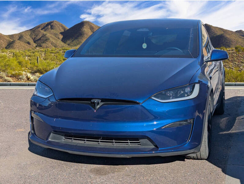 2023 Tesla Model X Standard Range