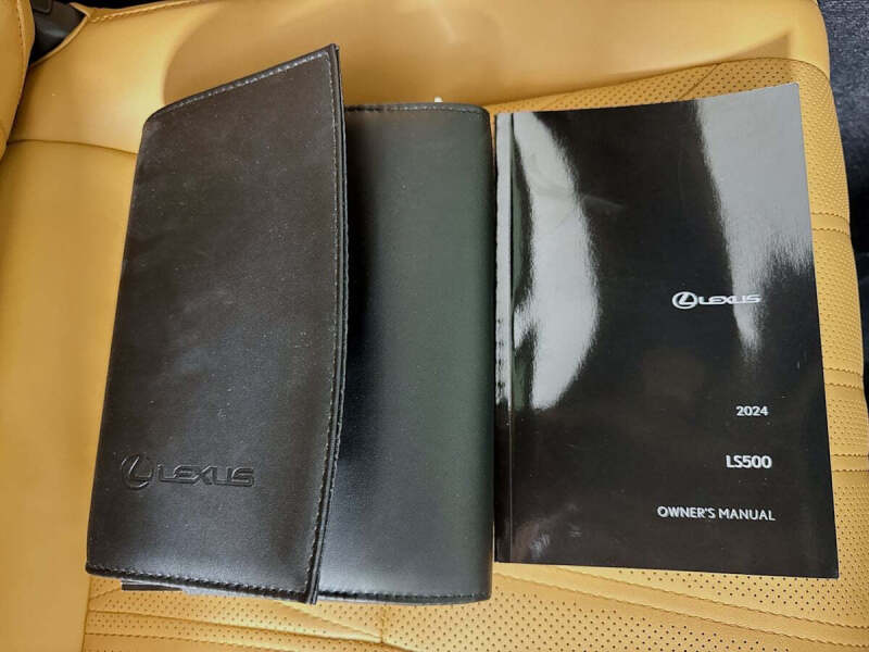 2024 Lexus LS 500