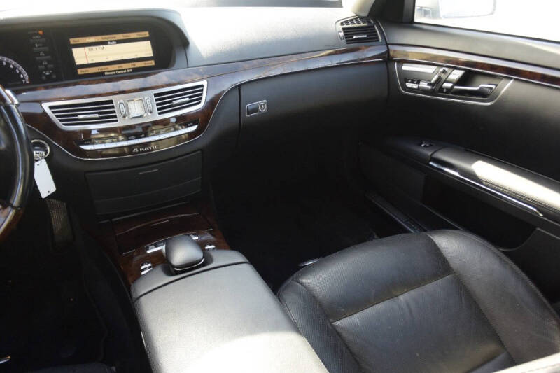 2013 Mercedes-Benz S-Class S 550 4MATIC