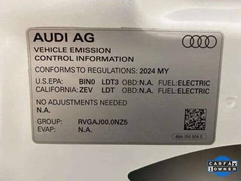 2024 Audi Q4 e-tron quattro Premium Plus 50