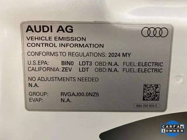 2024 Audi Q4 e-tron quattro Premium Plus 50