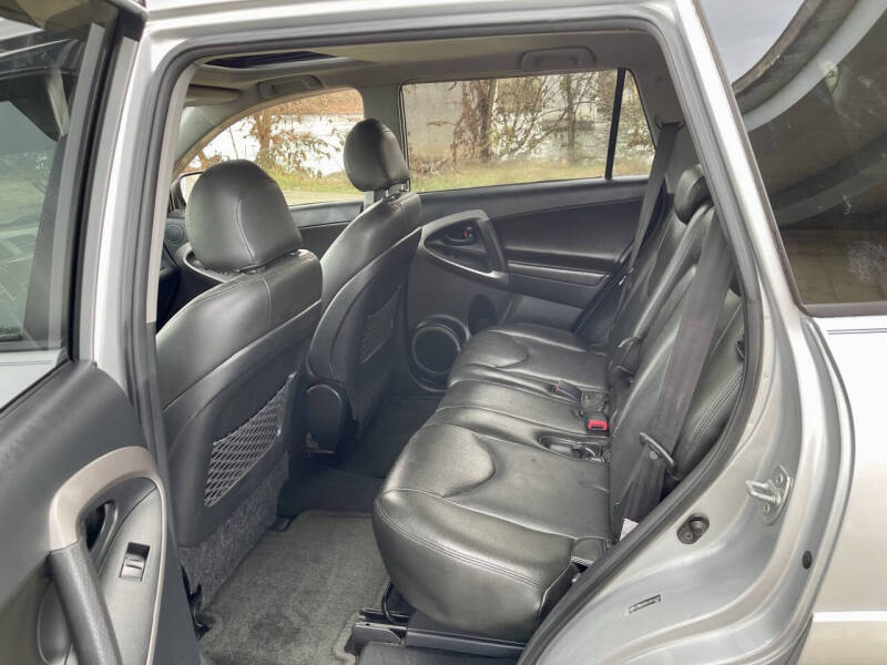 2007 Toyota RAV4 Sport