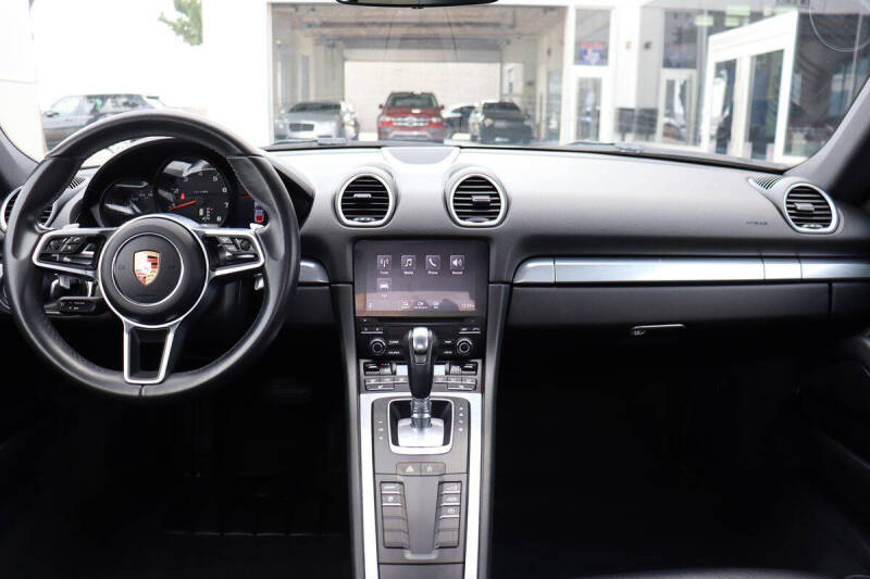 2019 Porsche 718 Cayman