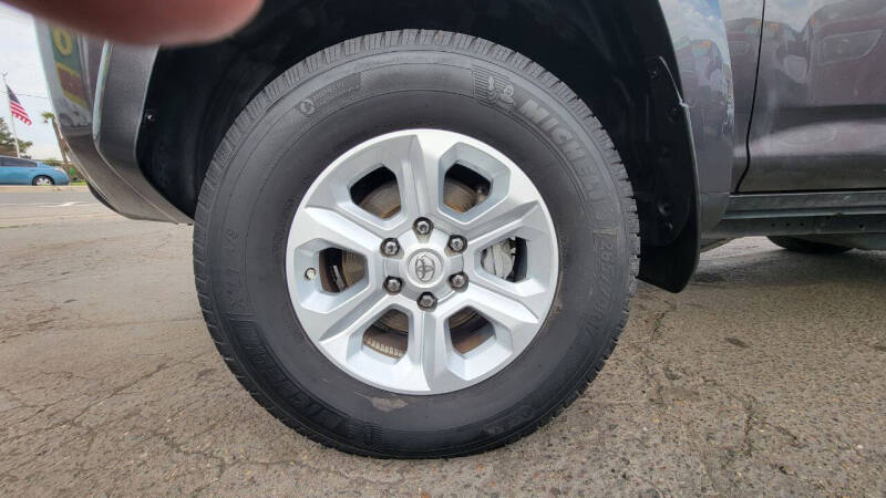 2017 Toyota 4Runner SR5