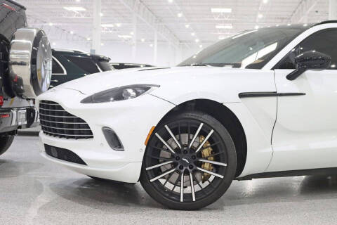2023 Aston Martin DBX