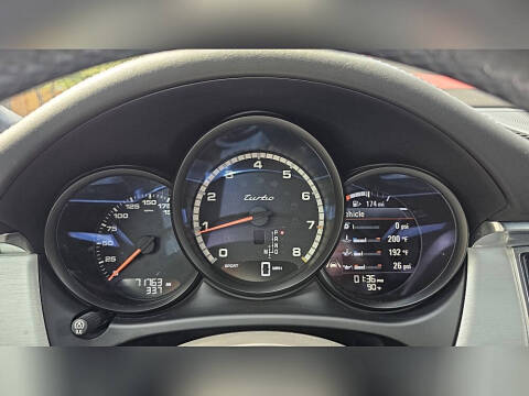 2016 Porsche Macan Turbo