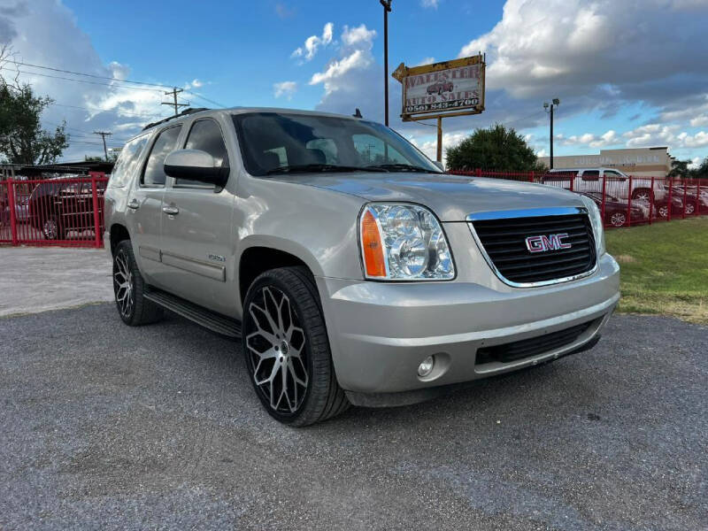 2013 GMC Yukon SLE's photo