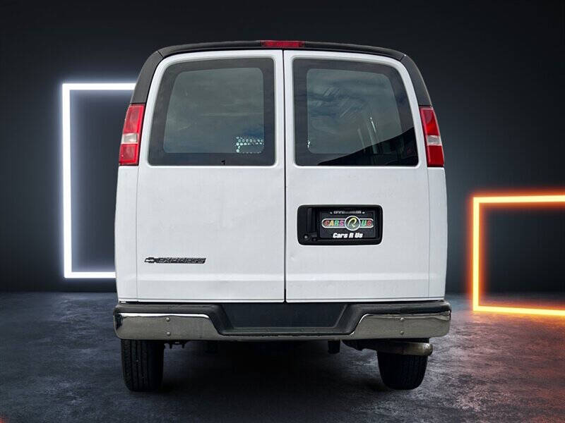 2018 Chevrolet Express 2500