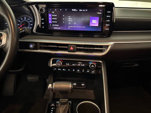 2023 Kia K5