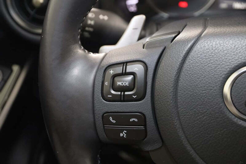 2024 Lexus IS 350 F SPORT Design