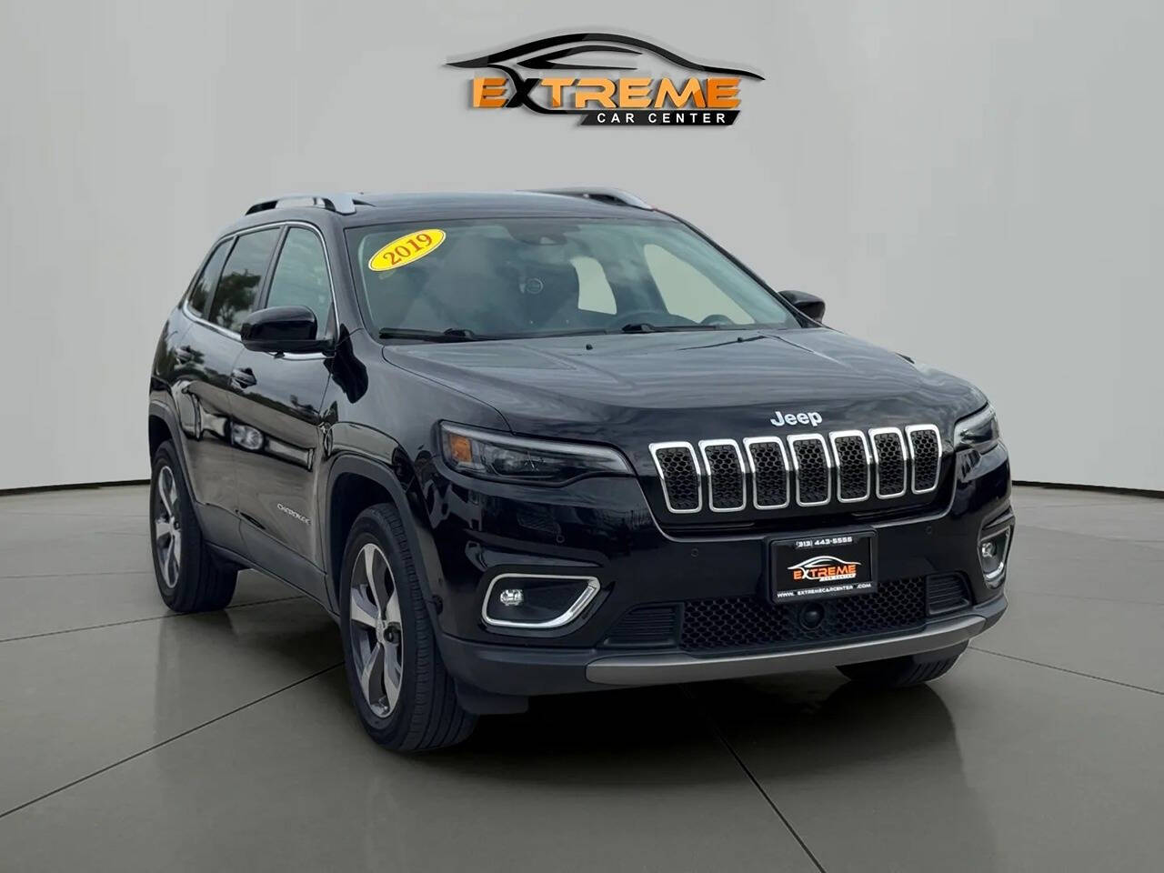 2019 Jeep Cherokee for sale at Extreme Car Center in Detroit, MI