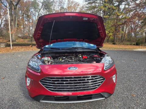 2022 Ford Escape Titanium