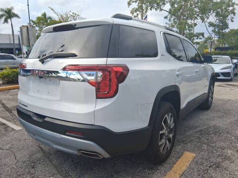 2023 GMC Acadia AT4