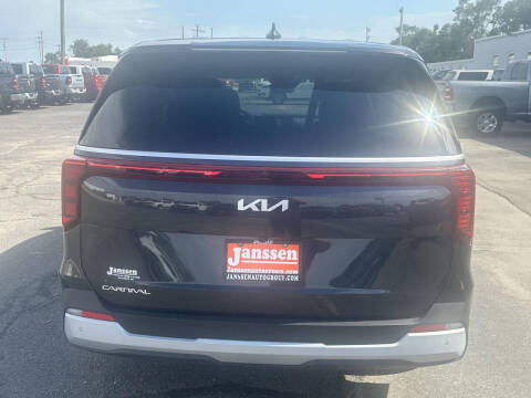 2026 Kia Carnival LXS