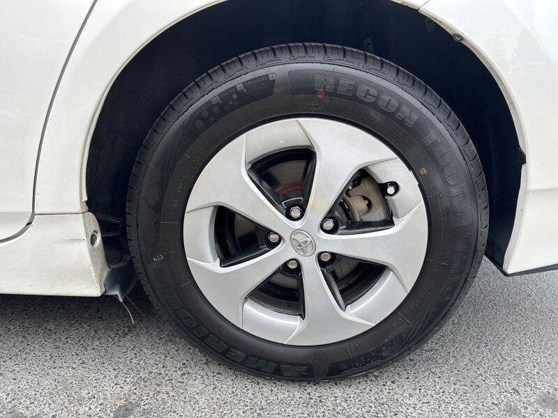 2013 Toyota Prius Two