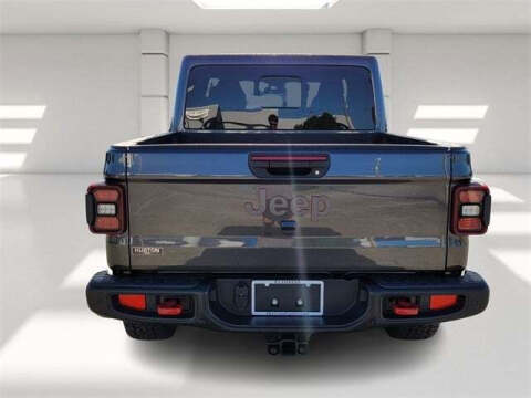 2024 Jeep Gladiator