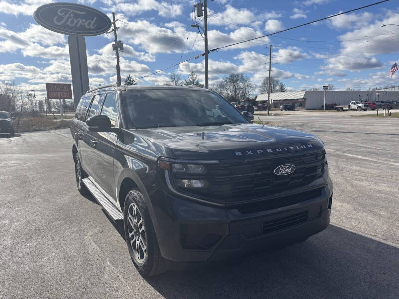 2025 Ford Expedition MAX Active