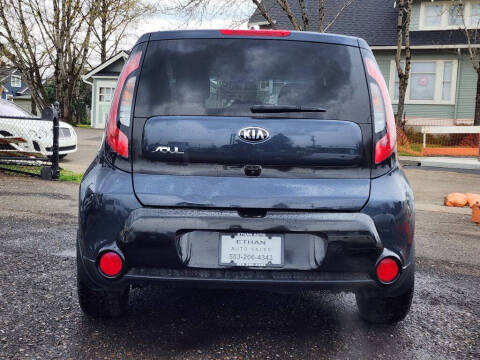 2016 Kia Soul +