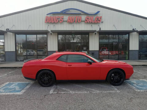 2018 Dodge Challenger for sale at DOUG'S AUTO SALES INC in Pleasant View TN