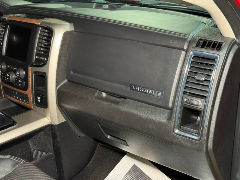 2014 RAM 1500 Laramie