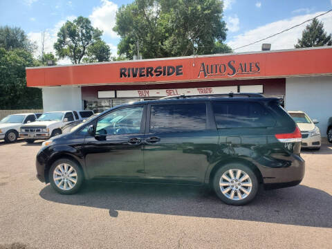 2011 Toyota Sienna for sale at RIVERSIDE AUTO SALES in Sioux City IA