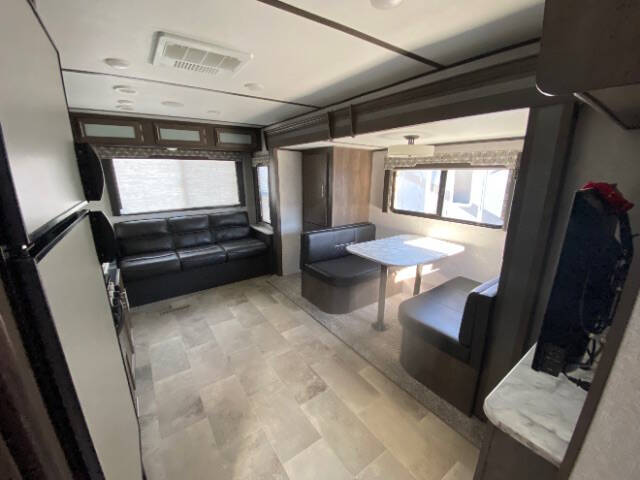 2020 Coleman Coleman Light 2515RL