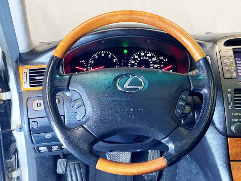 2002 Lexus LS 430