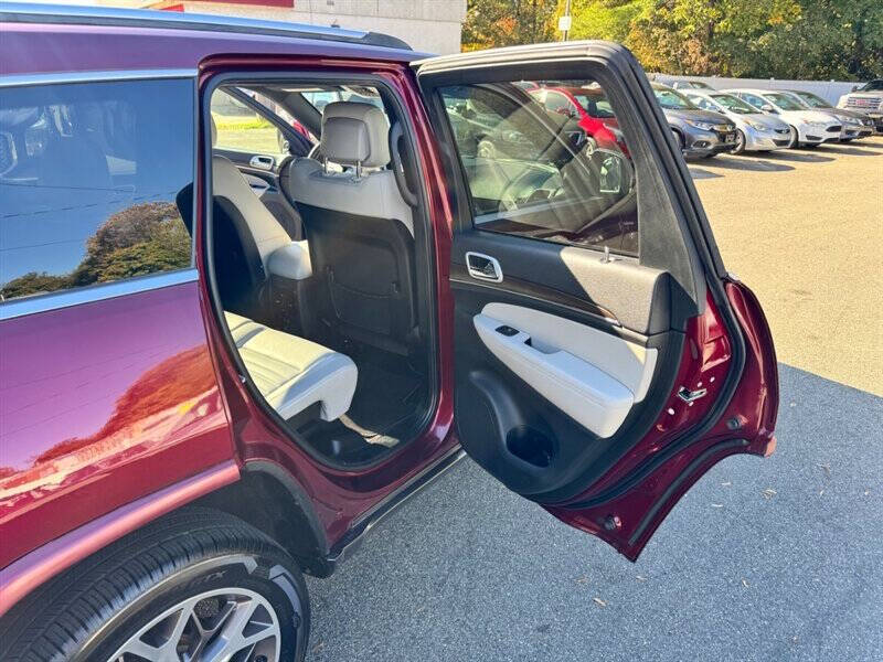 2018 Jeep Grand Cherokee Sterling Edition