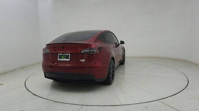 2025 Tesla Model Y Performance
