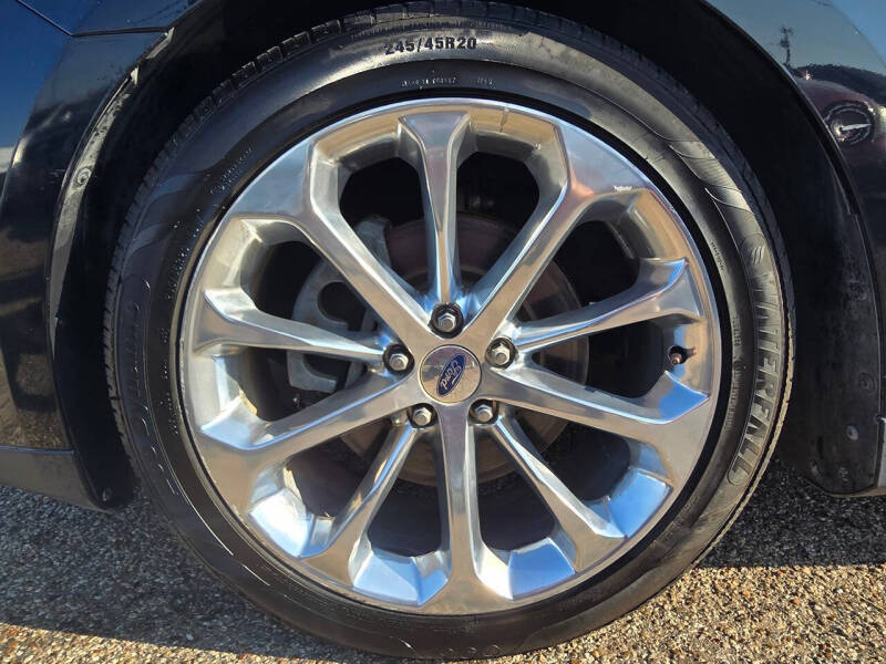 2016 Ford Taurus Limited