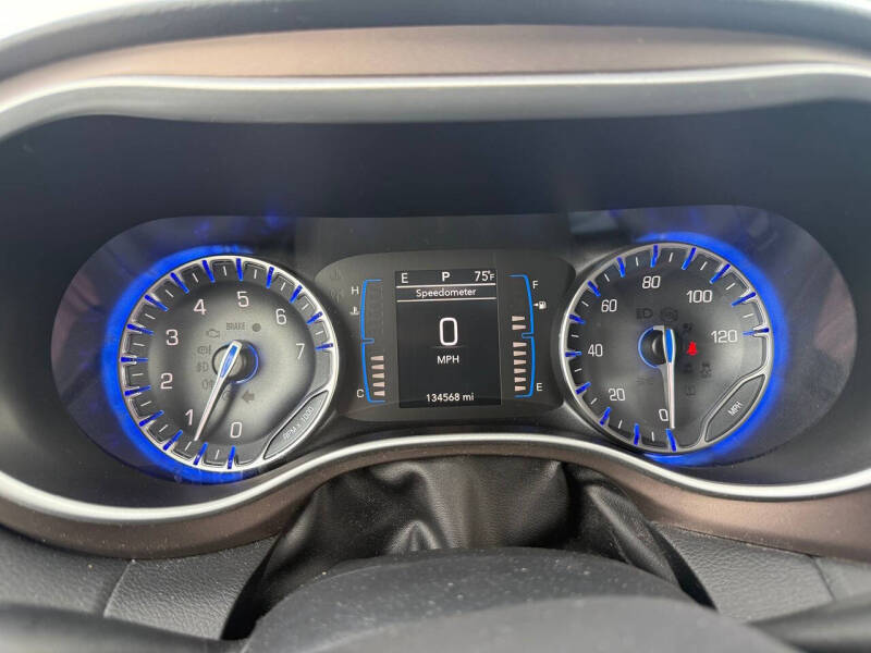 2017 Chrysler Pacifica Touring