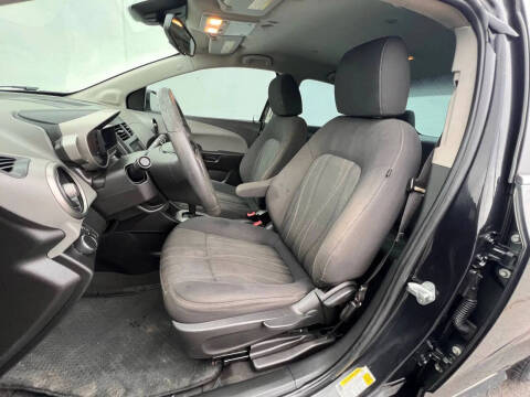 2013 Chevrolet Sonic LT Auto