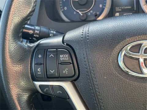 2020 Toyota Sienna XLE Premium 8-Passenger