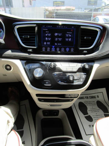 2017 Chrysler Pacifica Limited