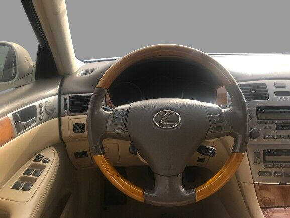 2005 Lexus ES 330