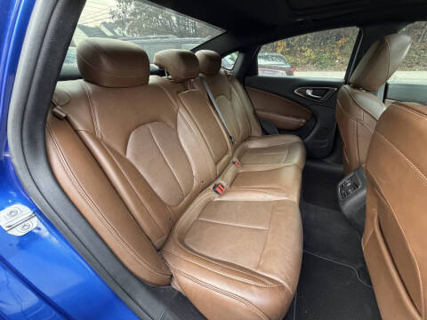 2017 Chrysler 200 C Platinum