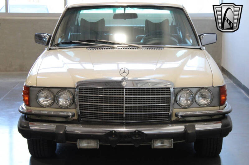 1980 Mercedes-Benz 450-Class