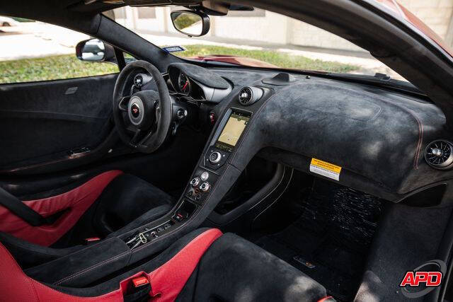 2016 McLaren 675LT