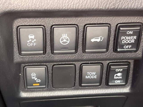2017 Nissan Pathfinder SL
