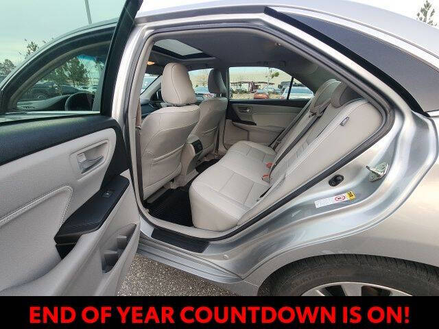 2017 Toyota Camry Hybrid XLE