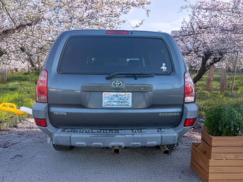 2003 Toyota 4Runner SR5