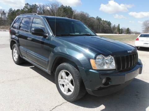 2006 Jeep Grand Cherokee for sale at Arrow Motors Inc in Rochester MN