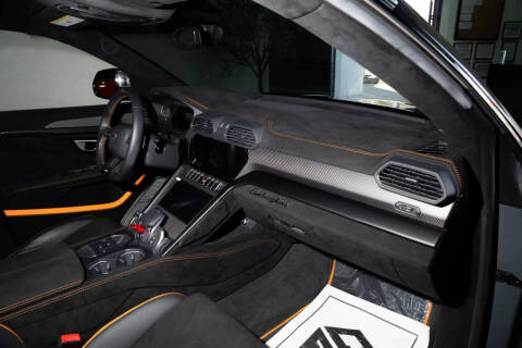 2024 Lamborghini Urus Performante