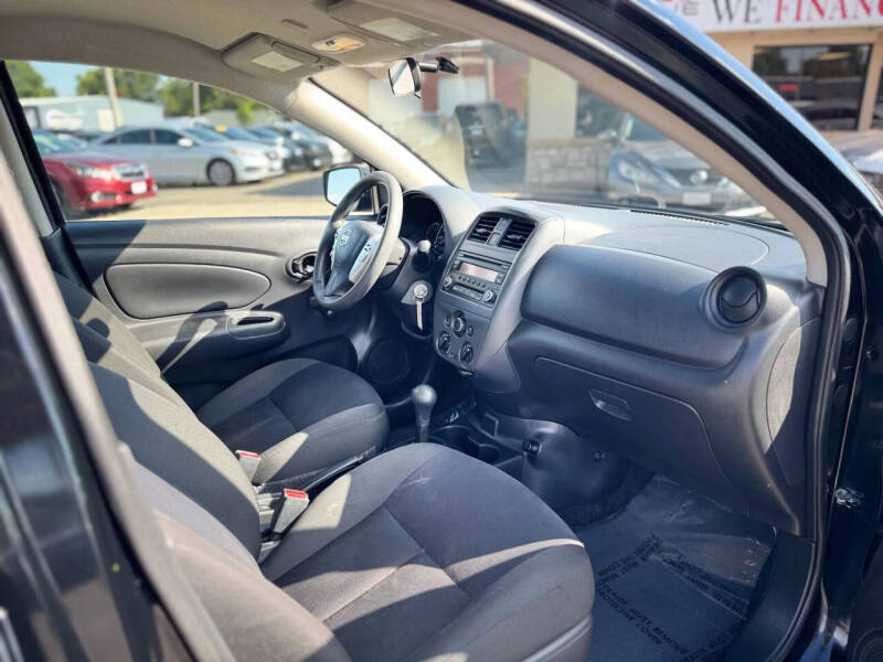 2018 Nissan Versa