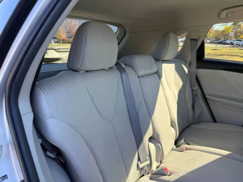 2011 Toyota Venza AWD 4cyl